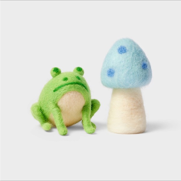 Target Spritz Easter 2024 Felt Characters Mushroom And Frog - Picture 1 of 2